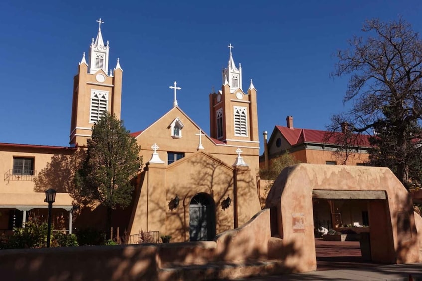 Intriguing Heritage of Albuquerque – Walking Tour