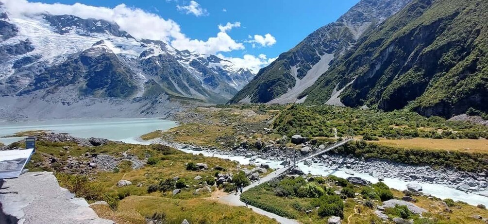 Mt Cook Tour: Finish at Dunedin, Christchurch or Queenstown