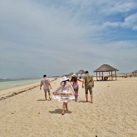 Picture 2 for Activity Doha: Al Safliya Island Boat Cruise with Lunch