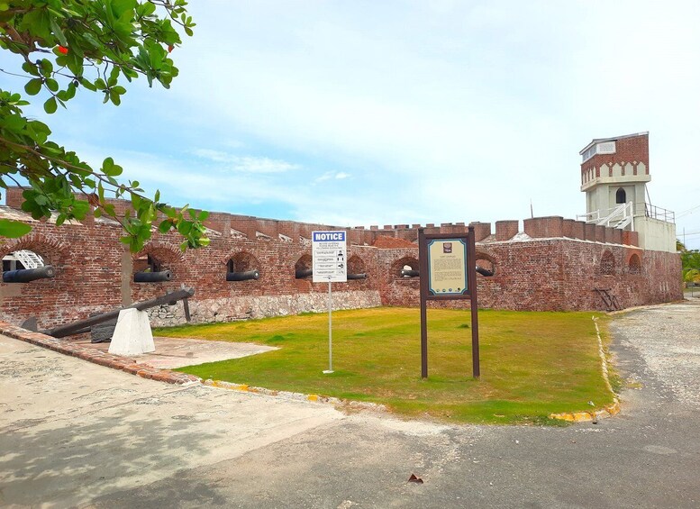 From Port Antonio: Port Royal Heritage Guided Day Trip