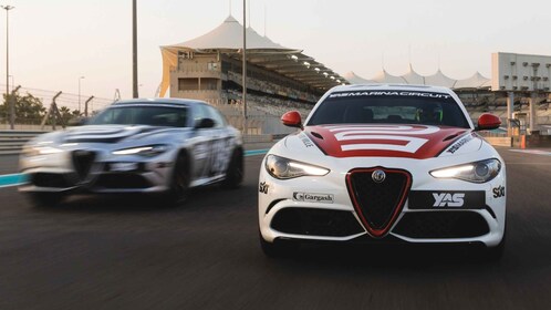 Abu Dhabi: Experiencia de conducción del Alfa Romeo Guilia Quadrifoglio