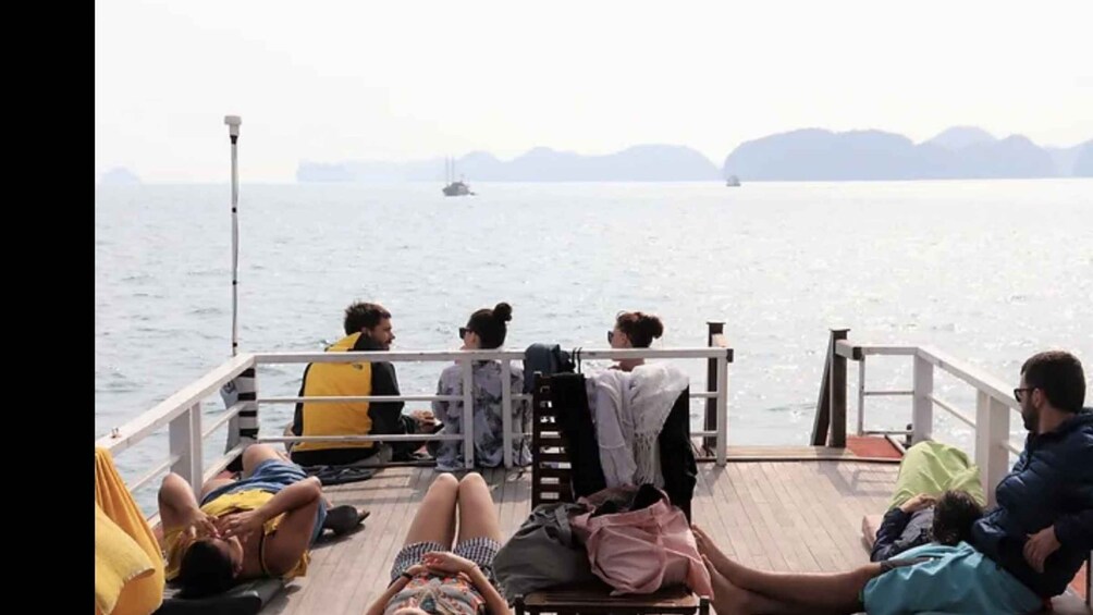 Picture 19 for Activity Cat Ba: Lan Ha & Ha Long Bay Kayak & Snorkel Boat Tour