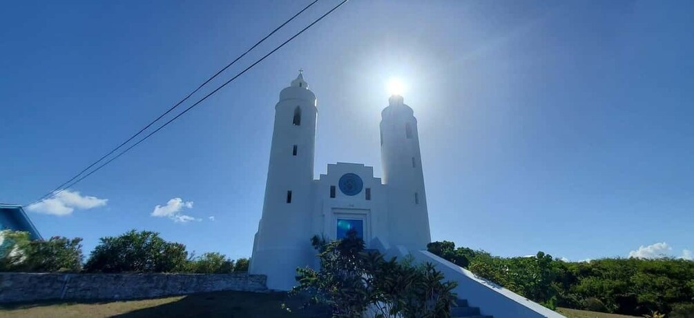 Picture 4 for Activity South Long Island 3 Hour Guided Land Tour