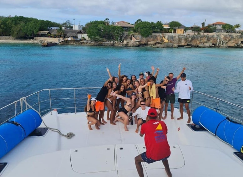 Picture 9 for Activity Willemstad: Klein Curaçao Beach Boat Cruise with an Open Bar