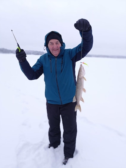 Picture 4 for Activity From Helsinki, Ice fishing experience with meal and drink.