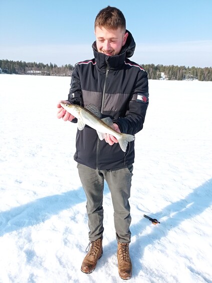 Picture 11 for Activity From Helsinki, Ice fishing experience with meal and drink.