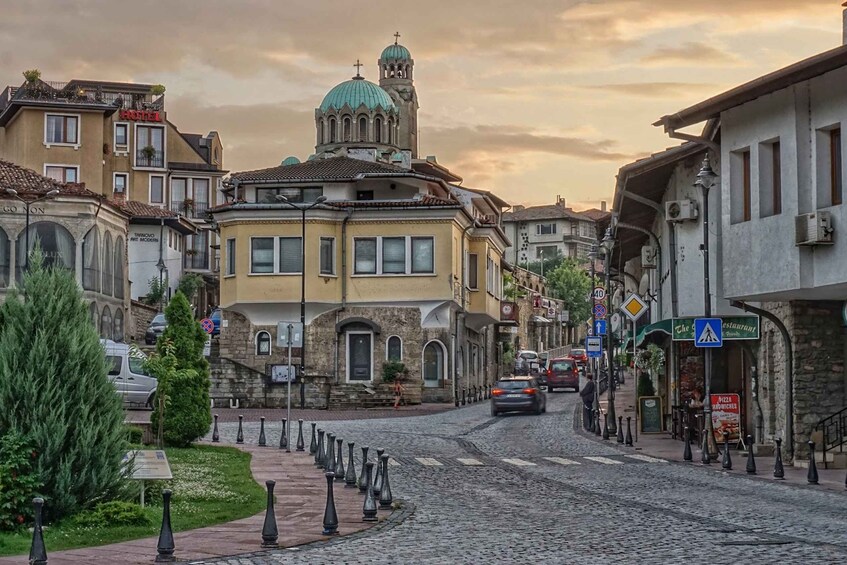 Picture 2 for Activity Day Trip to Bulgaria and Veliko Tarnovo from Bucharest