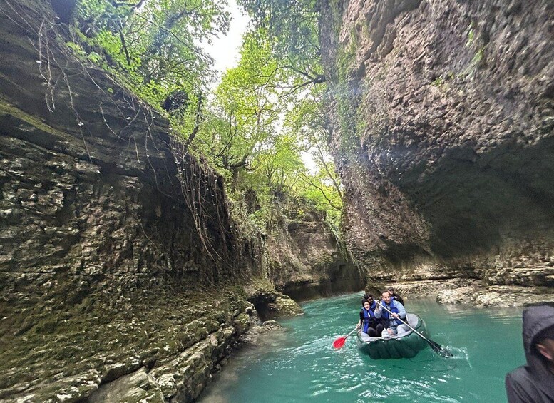 From Kutaisi:Canyons and caves tour with transfer to Tbilisi