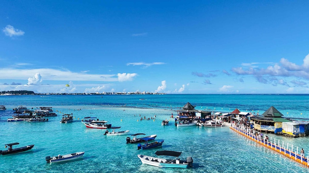 Picture 2 for Activity Marine Safari Tour San Andrés Bay: Includes photo with DRONE