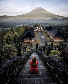 Lempuyang Gate Heaven : Best Famous Spots for instagramable