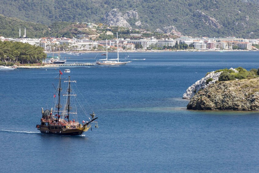 Picture 8 for Activity Marmaris: Bays Islands Boat Trip w/Lunch & Unlimited Drinks
