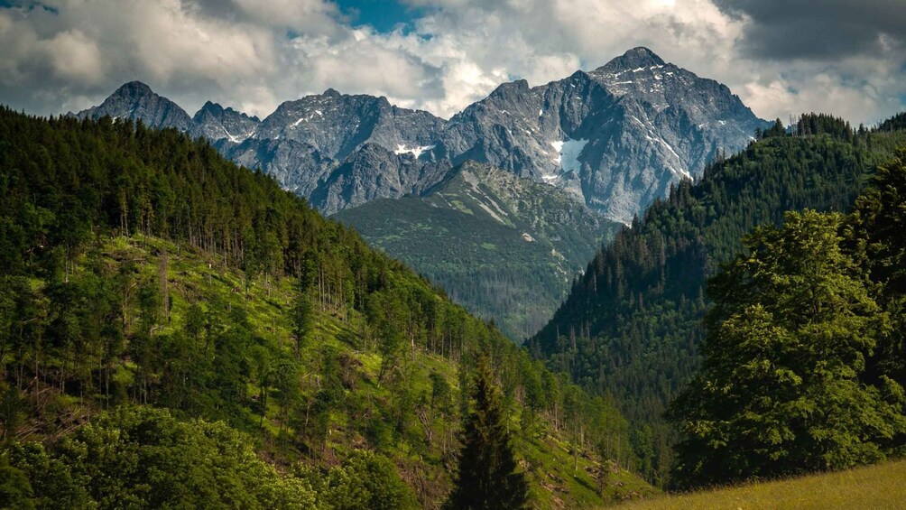 Picture 2 for Activity From Krakow: Hot Springs and Zakopane with Gubałówka