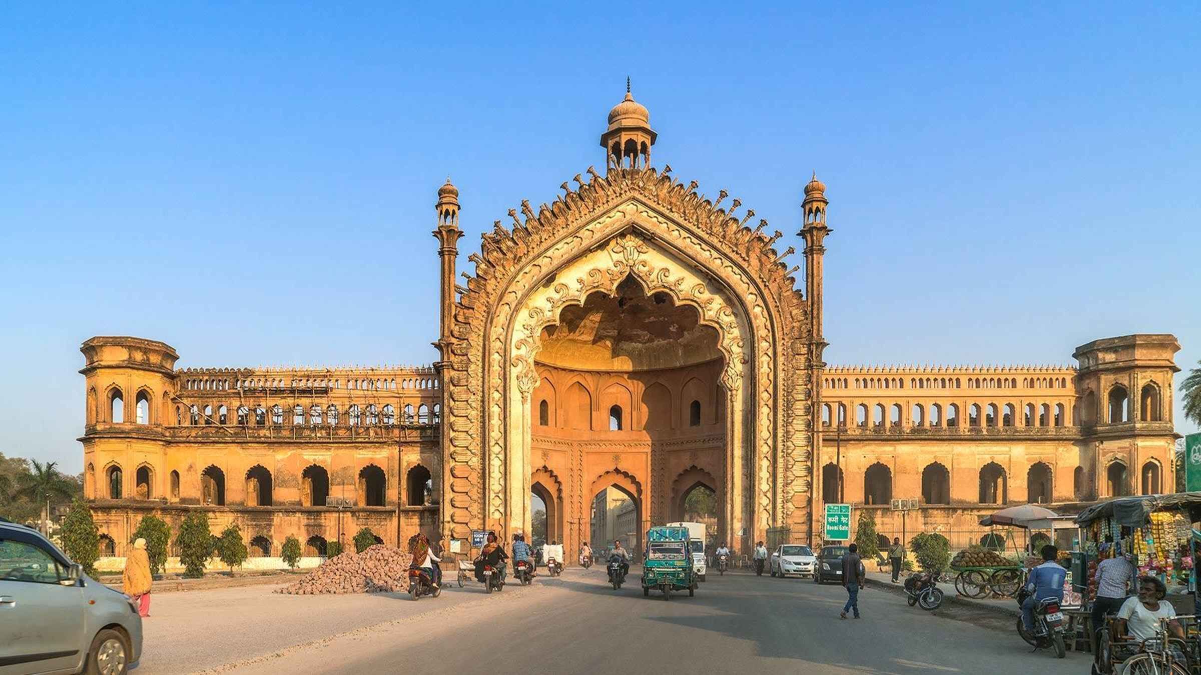 Lucknow Full day city tour