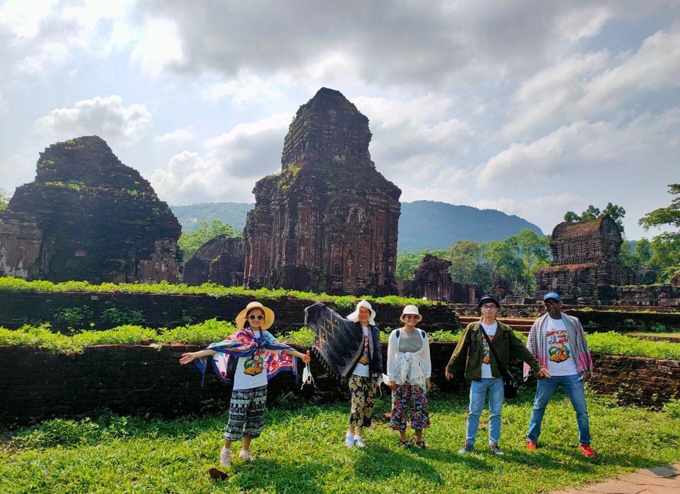 Picture 4 for Activity Hoi An/Da Nang: My Son Sunset Tour, Boat Trip, & Banh My