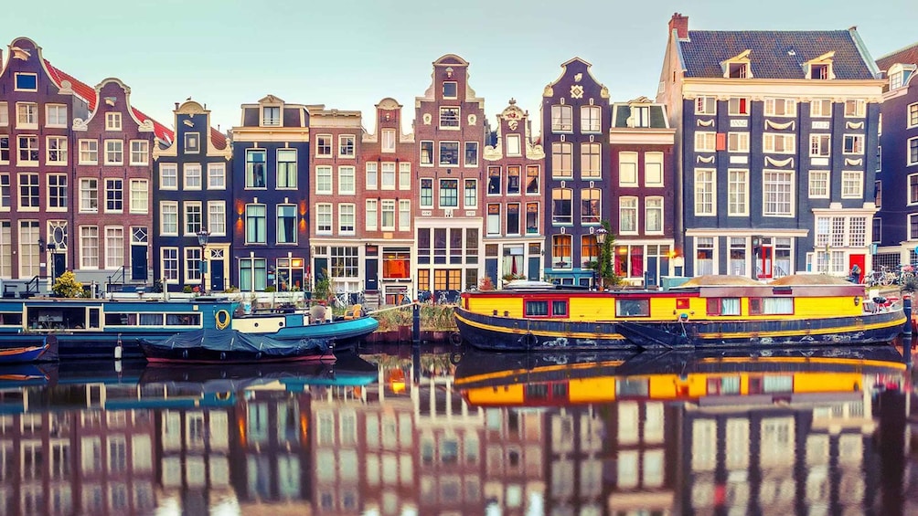 Amsterdam Audioguide - TravelMate app for your smartphone