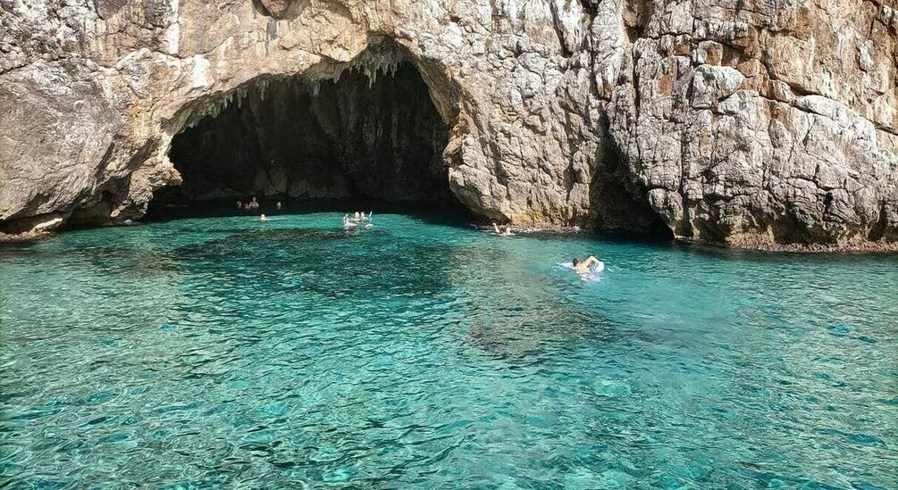 Picture 20 for Activity Sperlonga: Boat Cruise to the Blue Grotto with Swimming