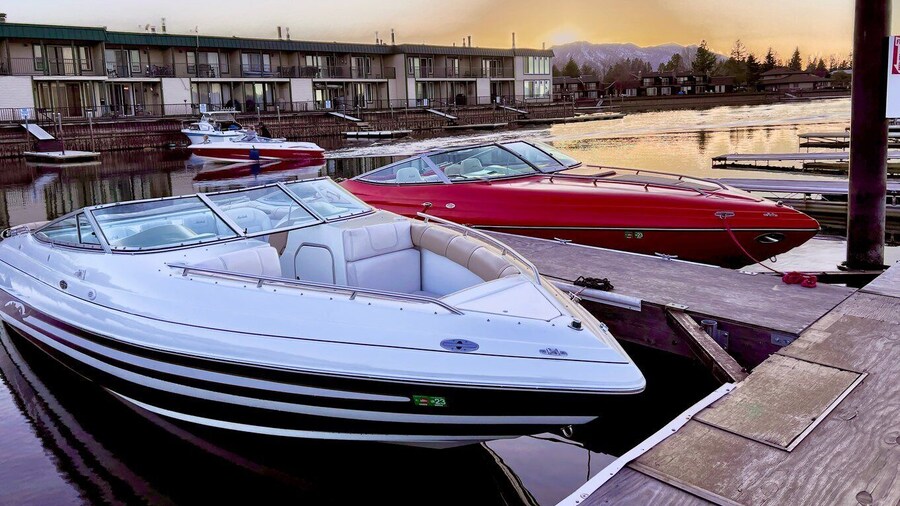 Lake Tahoe: Private Sightseeing Cruise on Lake Tahoe 4 hours