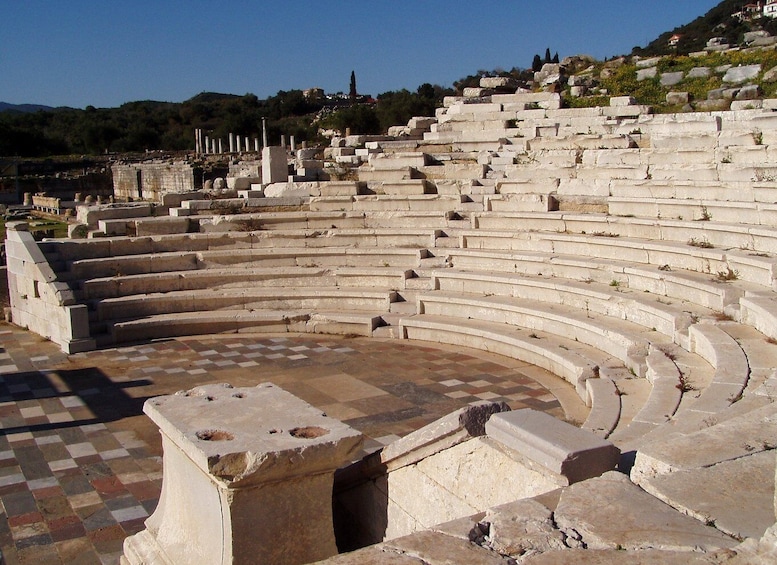 Picture 1 for Activity Messina: History and Highlights Guided Walking Tour