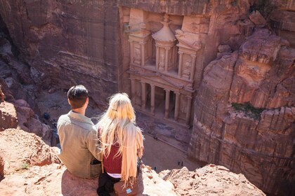 Da Sharm El Sheikh: Tour di Petra in traghetto