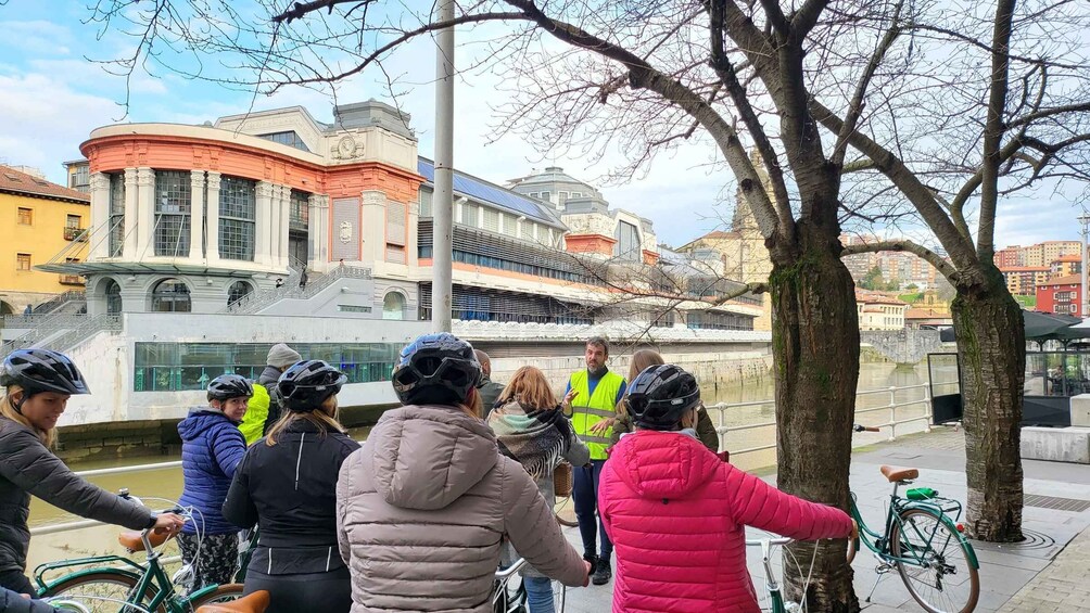 Picture 4 for Activity Bilbao: City Highlights Guided Bike Tour