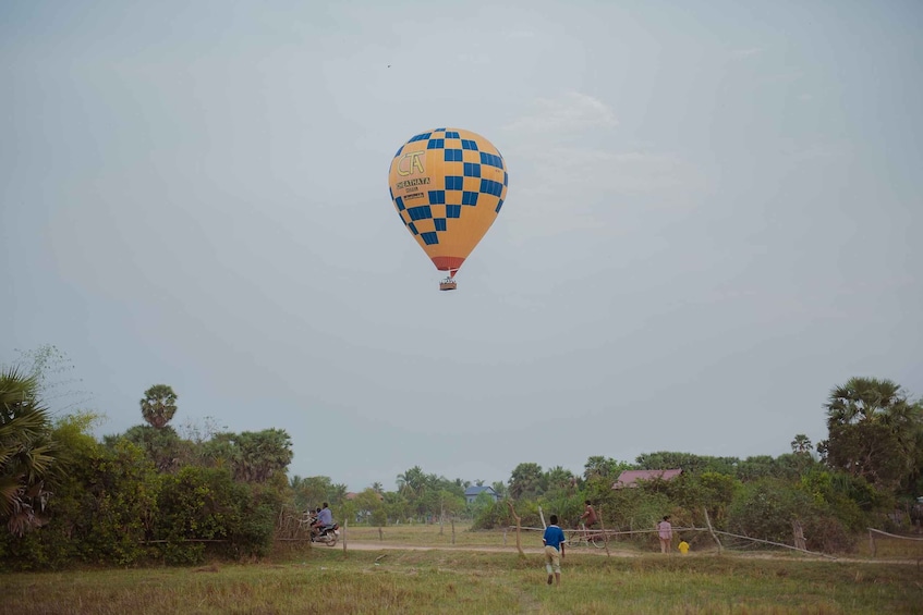 Picture 16 for Activity Angkor Stunning Hot Air Balloon