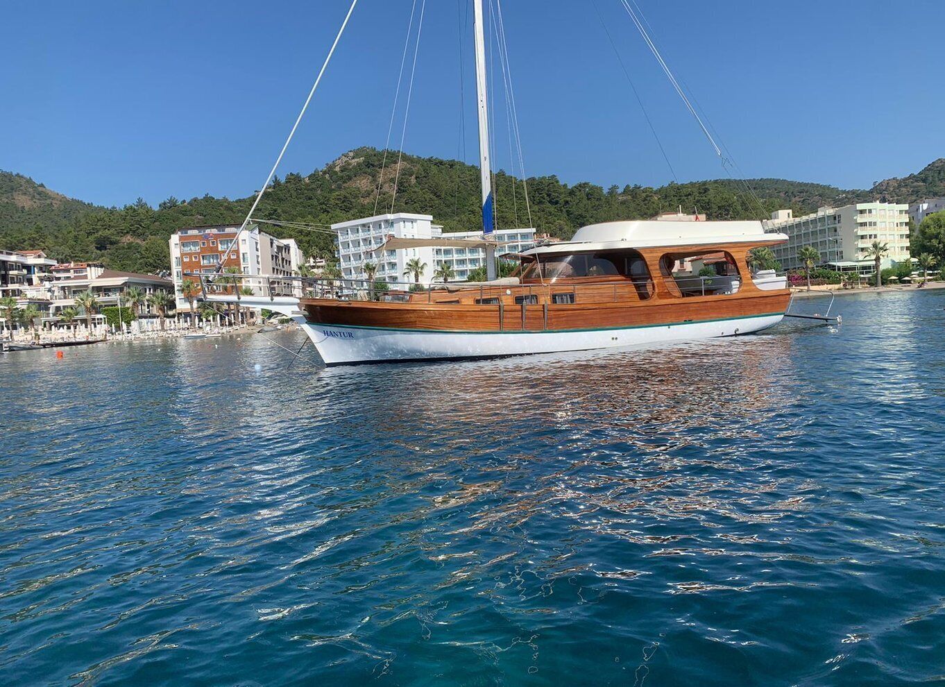 Marmaris: Private Boat Cruise w/ Lunch and Soft Driks