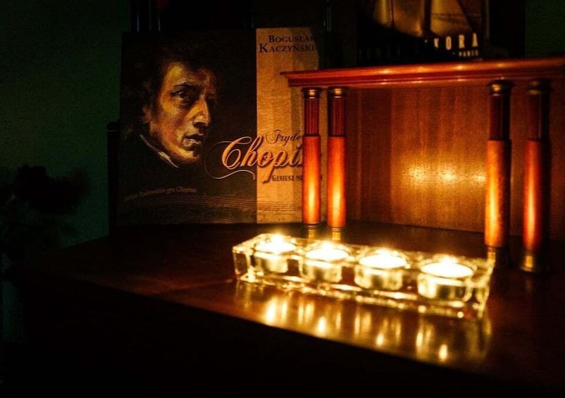 Picture 15 for Activity Warsaw Concert: Chopin – Painted by Candlelights with Wine