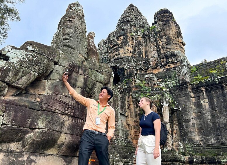 Picture 6 for Activity Angkor Wat Sunrise Small-Group Tour & Tonle Sap Boat Sunset