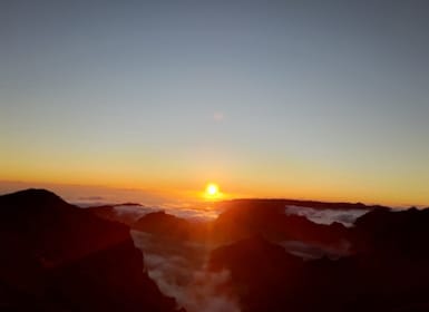 Funchal: Pico do Arieiro Sunset Tour with Sushi and Drinks