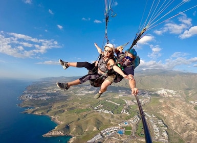 Costa Adeje: Tandem Paragliding Flight with Pickup