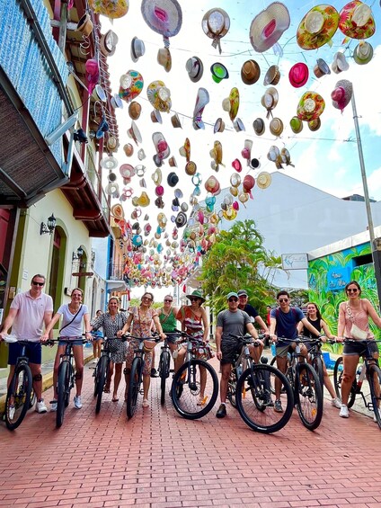 Picture 1 for Activity Panama: Highlights Bike Tour in Casco Viejo & Cinta Costera