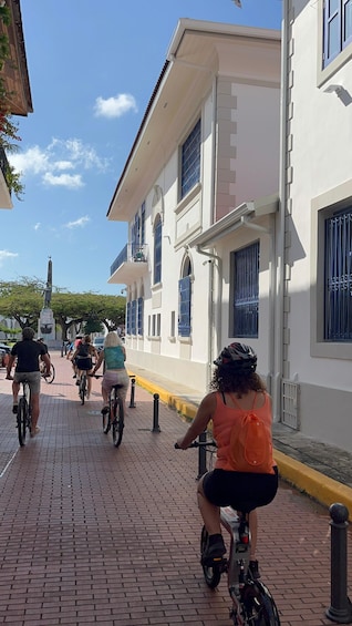 Picture 7 for Activity Panama: Highlights Bike Tour in Casco Viejo & Cinta Costera