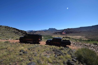 Virgin: Zion National Park Off-Road Vehicle Tour & Hike