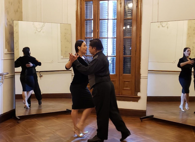 Picture 3 for Activity Buenos Aires: Group tango class with mate and snacks