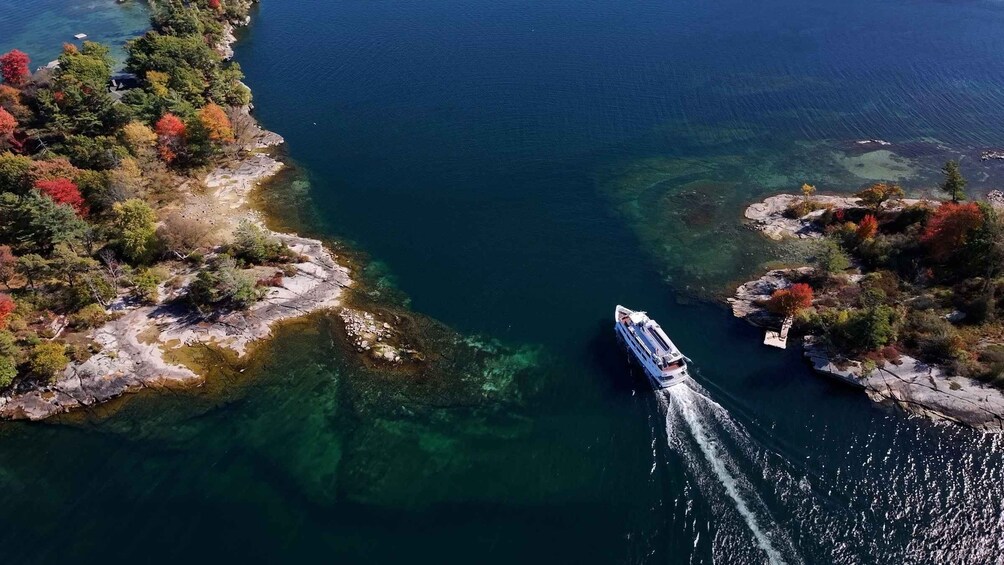 Picture 2 for Activity Gananoque/Ivy Lea: 1000 Islands Highlights Scenic Cruise