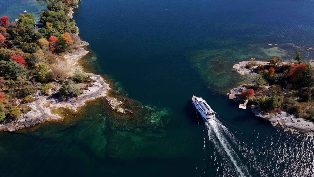 Picture 2 for Activity Gananoque/Ivy Lea: 1000 Islands Highlights Scenic Cruise