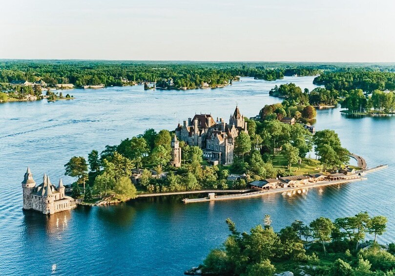 Picture 2 for Activity Gananoque/Ivy Lea: 1000 Islands Highlights Scenic Cruise