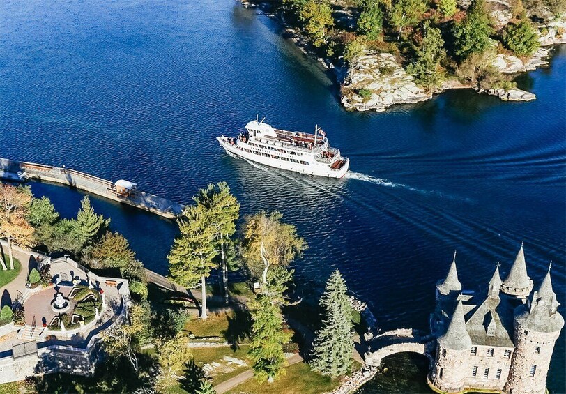 Picture 9 for Activity Gananoque/Ivy Lea: 1000 Islands Highlights Scenic Cruise