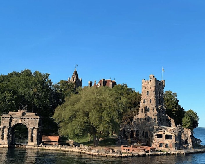 Picture 5 for Activity From Ivy Lea: 1000 Islands Boldt Castle Scenic Cruise