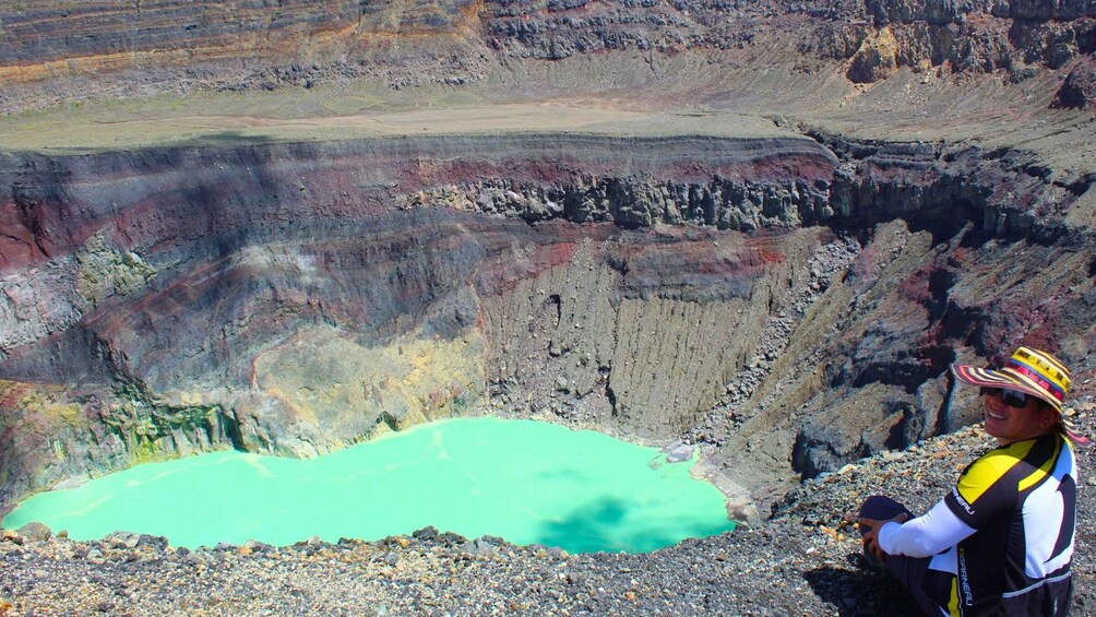 Picture 1 for Activity El Salvador: Ilamatepec volcano (Santa Ana)