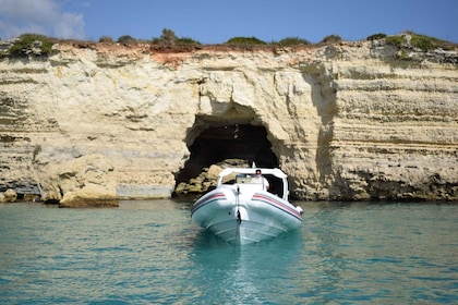 Otranto: 4h tours at the Faraglioni di Torre Sant'Andrea