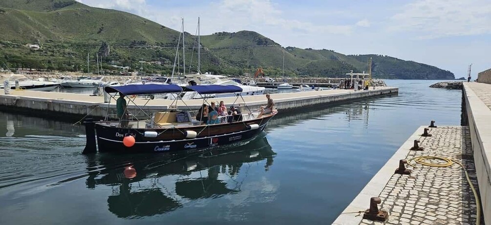 Sperlonga: Private Tour in The Grotta Azzurra