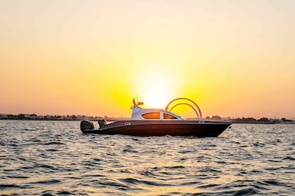 Doha: Sunset Boat Tour with Guide