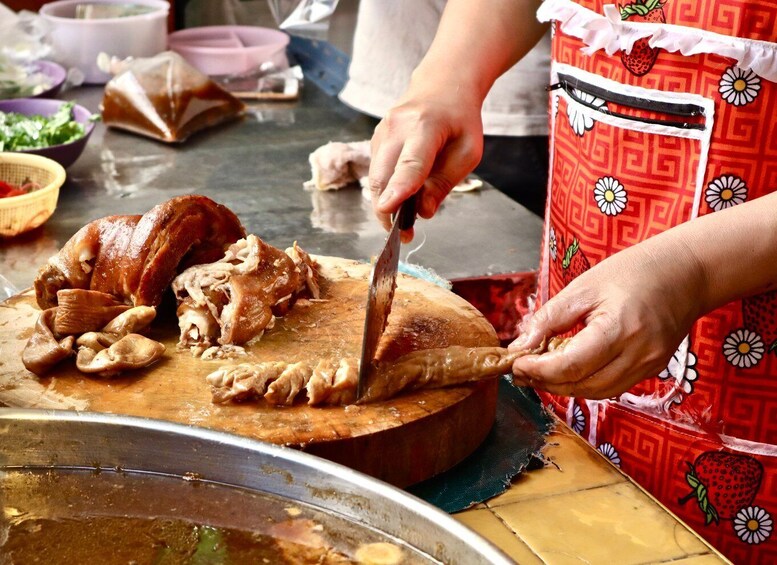 Picture 1 for Activity Bangkok: Local’s Favorite Dishes Food Tour