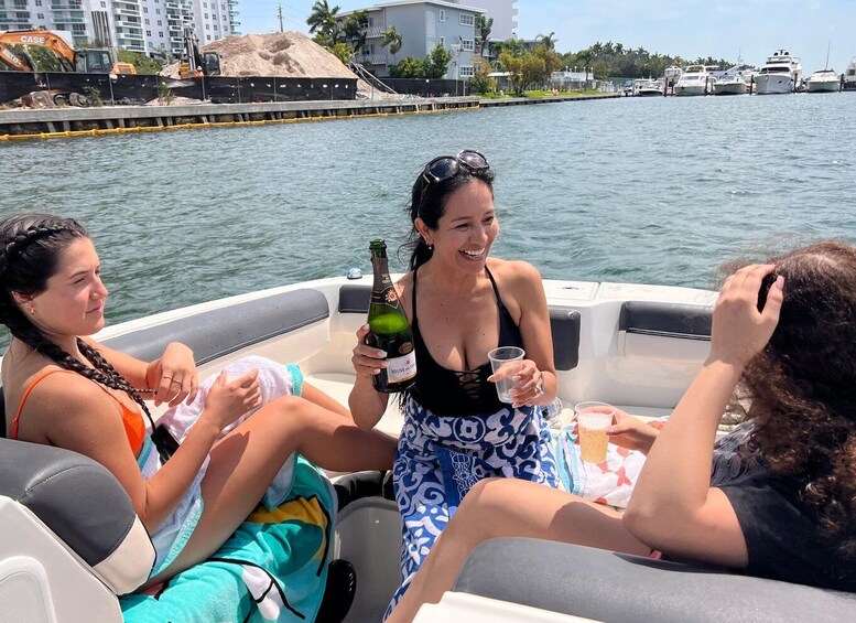 Picture 29 for Activity Miami Beach: Private Boat Tour with Captain and Champagne