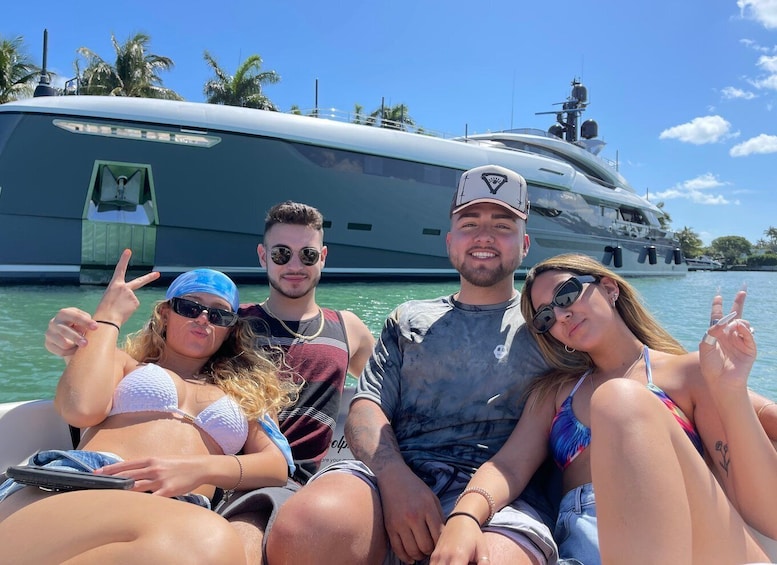 Picture 6 for Activity Miami Beach: Private Boat Tour with Captain and Champagne