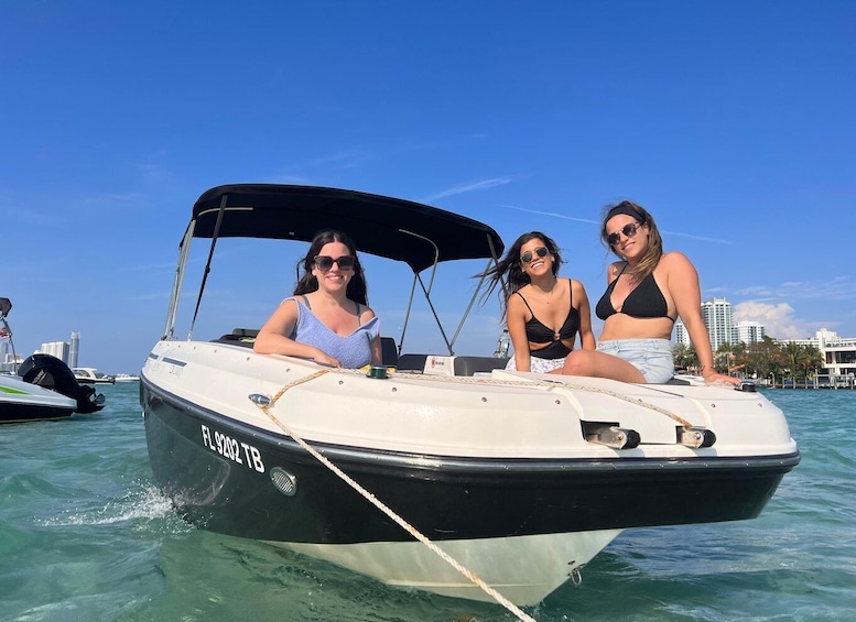 Picture 28 for Activity Miami Beach: Private Boat Tour with Captain and Champagne