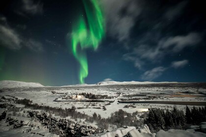 Circuit des aurores boréales en petit groupe au départ de Reykjavik