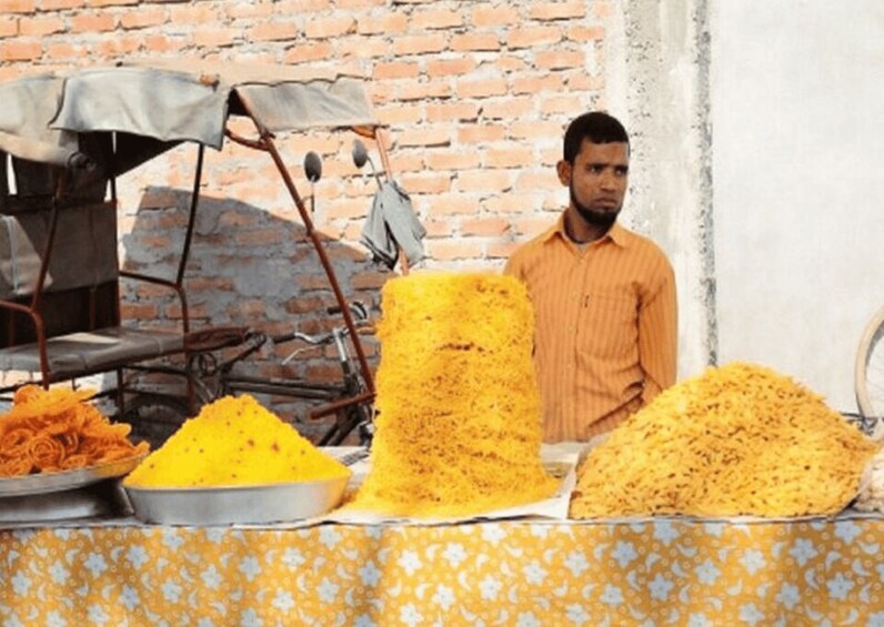 Picture 1 for Activity Udaipur Street Food Crawl Tour -Guided Local Food Tasting