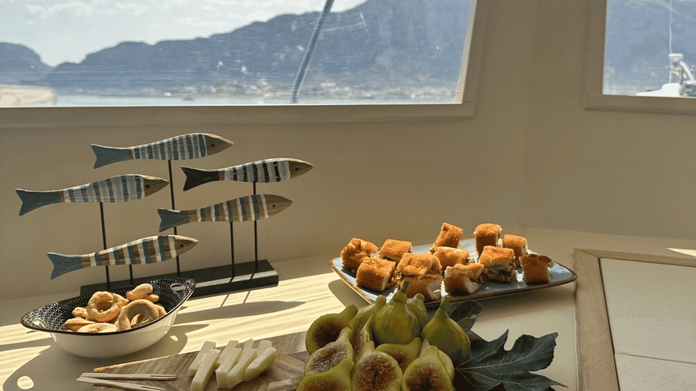 Picture 10 for Activity Mondello: 4-Hour Coastal Boat Tour with Aperitif & Swimming